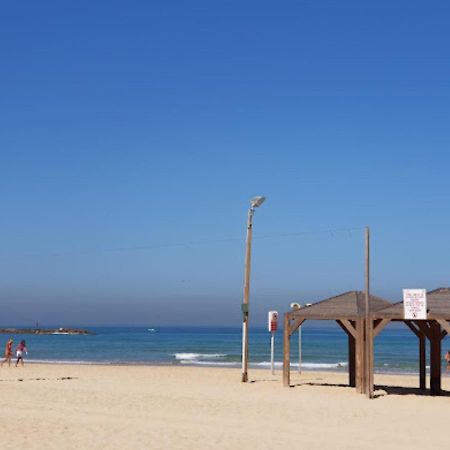 1B Patio Beach House Premium Location W/2 Balcony Tel Aviv Exterior photo